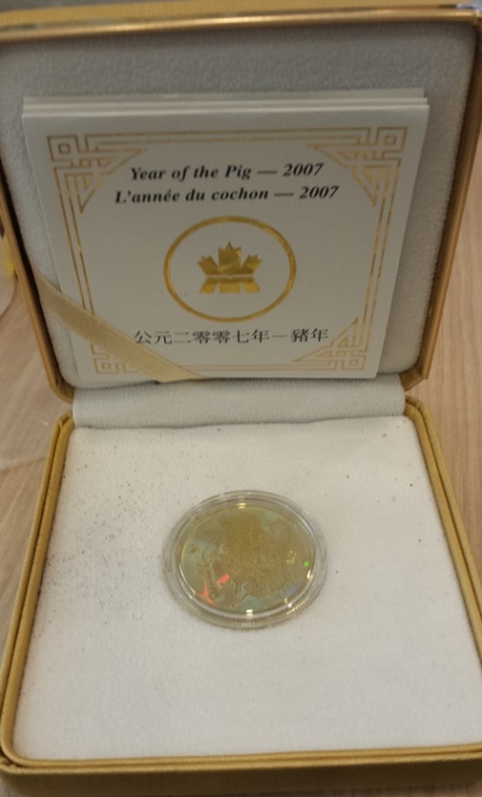 Year of The Pig - 150 dollari gr. 11,84 in oro 750/000 in conf. originale 