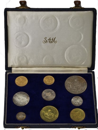 Serie da 2 Rand e Rand gr. 11,97 in oro 917/000 e da 50-20-10-5-2 e mezzo cent. in ag. e da 1-mezzo cent. in bronzo