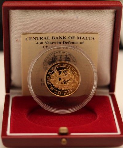 25 sterline Maltesi/55 Ecu gr. 6,72 in oro 900/000