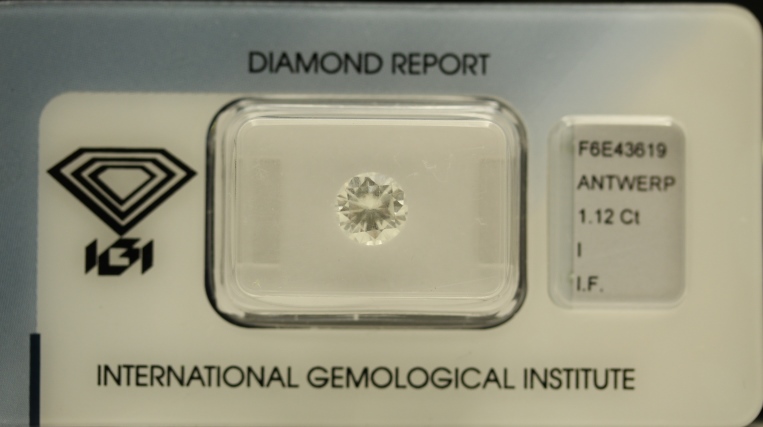 Diamante Rotondo a Brillante di ct.1.12 - Purezza IF - Colore I - Certificato IGI Anversa