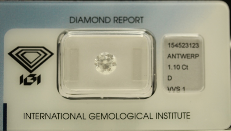 Diamante Rotondo a Brillante di ct.1.10 - Purezza VVS1 - Colore D - Certificato IGI Anversa