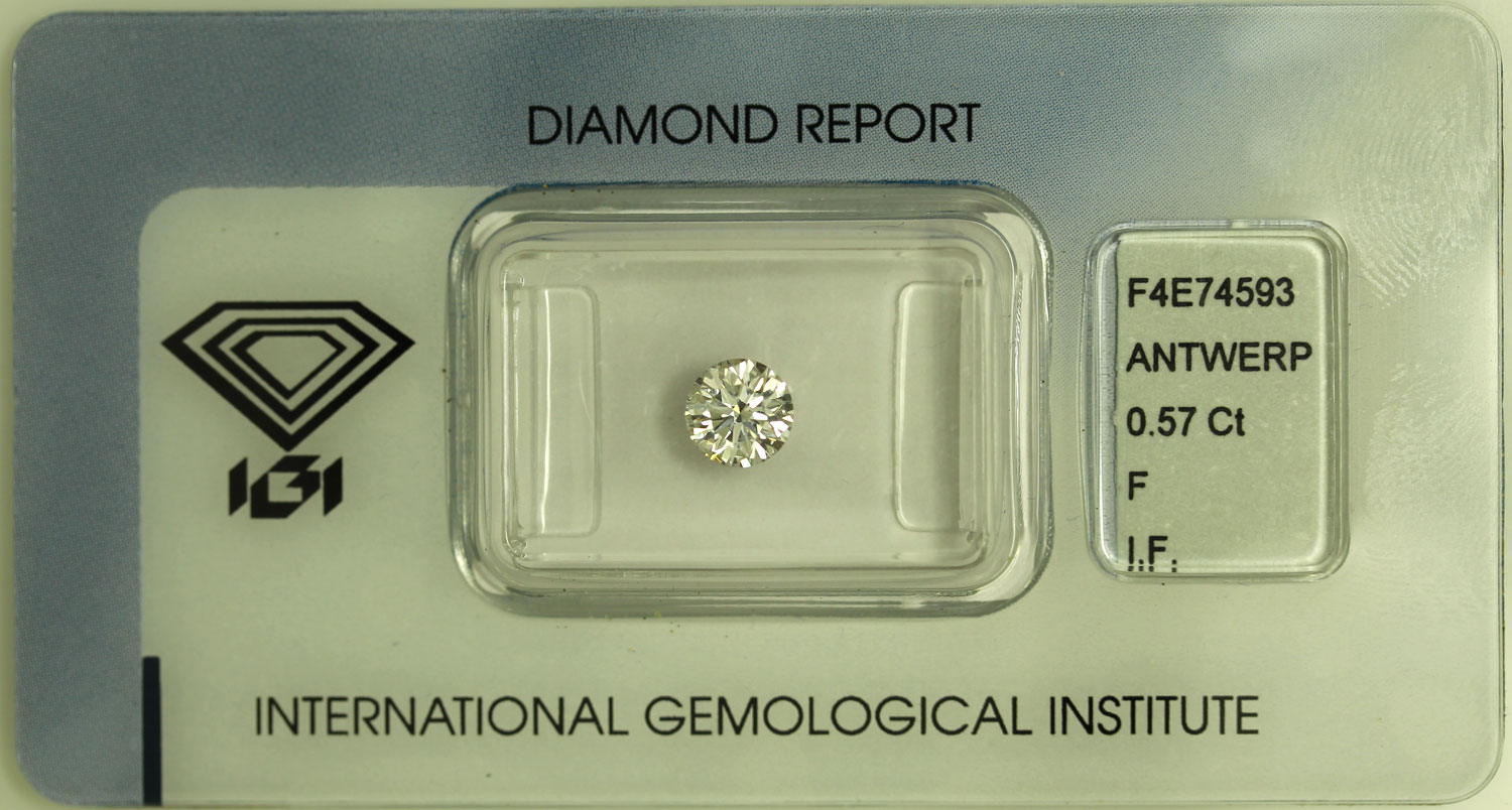 Diamante Rotondo a Brillante di ct. 0.57 - Purezza IF- Colore F - Certificato IGI Anversa 