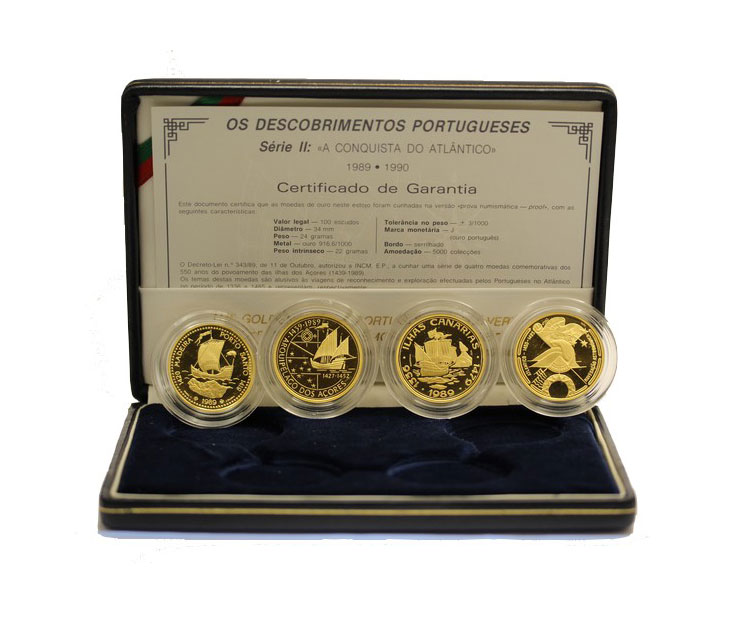 "Conquista dell'Atlantico" - Serie di 4 monete da 100 scudi di  gr. 96,00 in oro 917/000 - conf. orig.