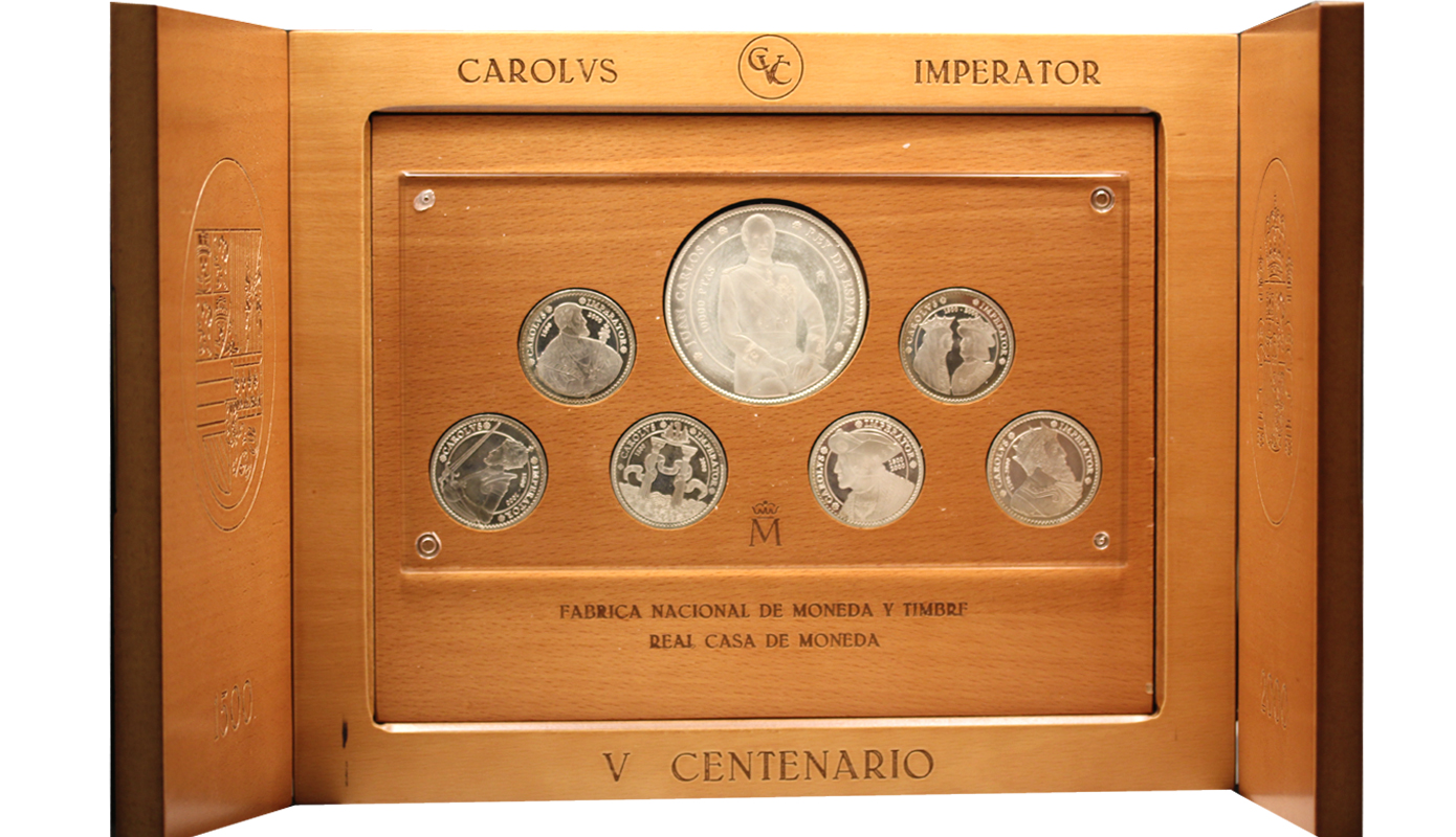 "Carlo Magno - V Centenario" - Serie di 10.000 pesetas e di 6 pezzi da 2000 pesetas gr. 370,47 in ag. 925/000 - conf. originale